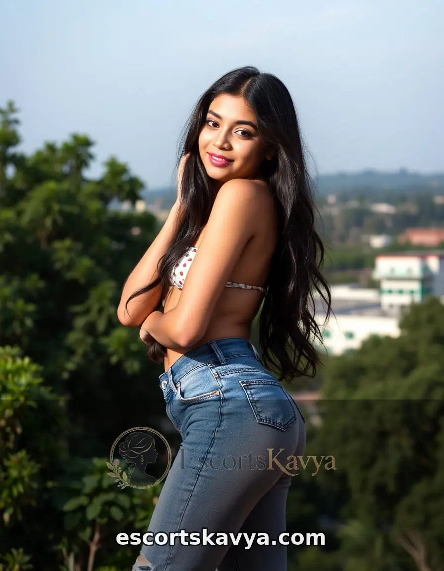 Anushka Goel party girl in Vasundhara