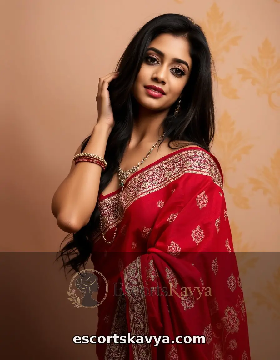 Avni Bansal office girl in Vasundhara