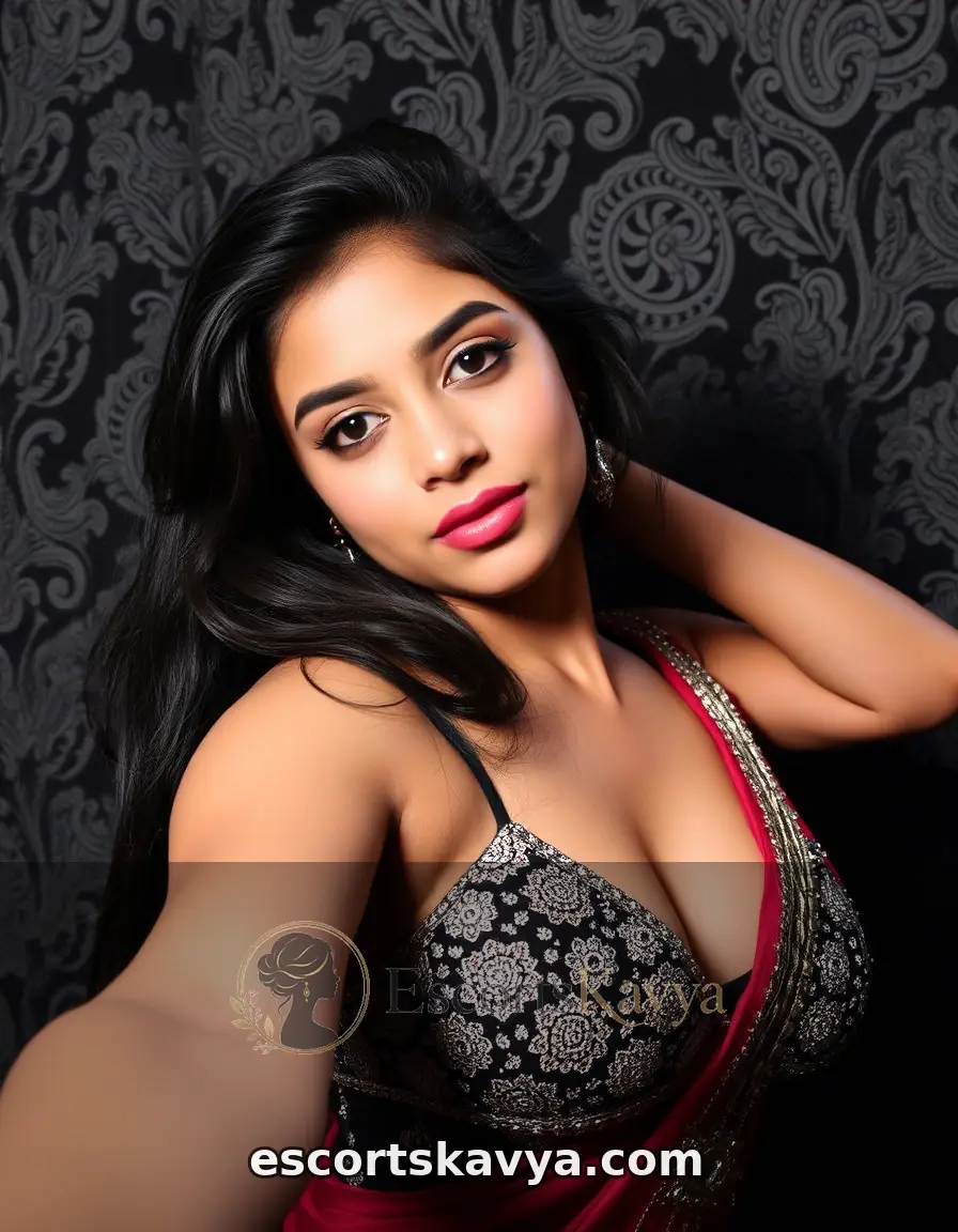 Naina Sahni premium escort in Vasundhara